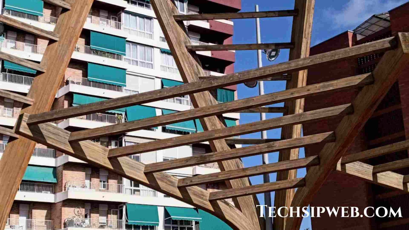 How Plywood Contributes to Structural Integrity in Buildings